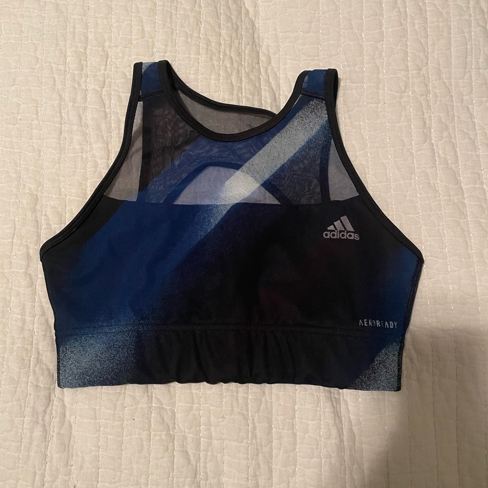 Adidas Women’s “unleash confidence” bra/top/sportsbra
